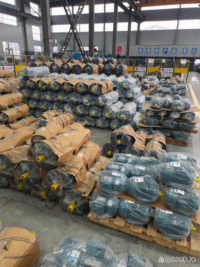 Vertical Lift Module for Electrical Equipment Manufacturing Warehousing supporting image 2
