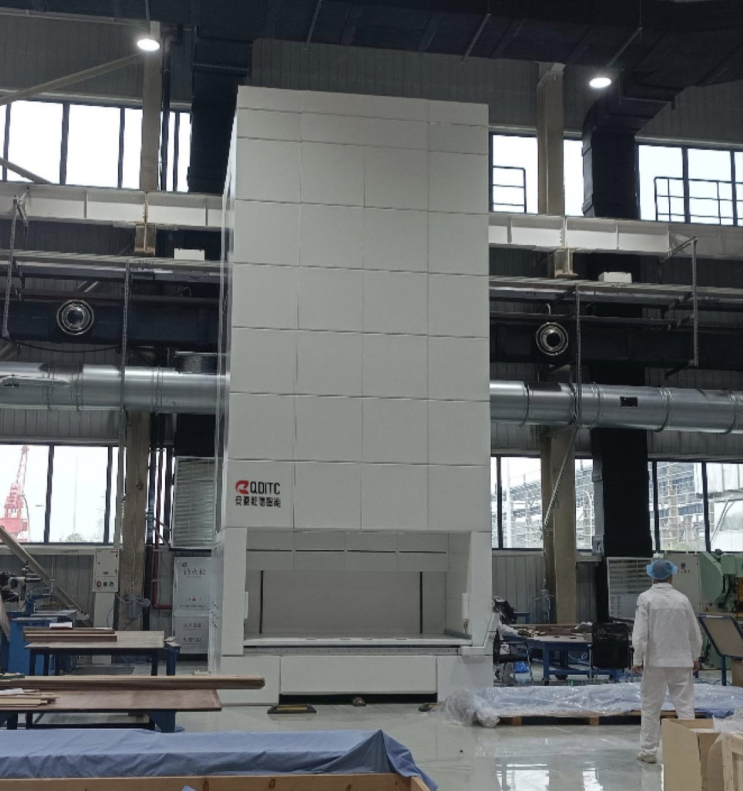 VLM Vertical Lift Warehouse for Small Cosmetic Items supporting image 3